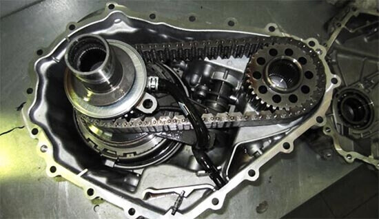 Течь сальника хвостовика заднего редуктора Range Rover Sport